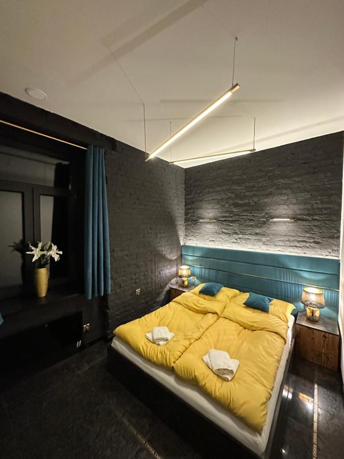 Darkhouse Versace Blue วูดช์ ภายนอก รูปภาพ